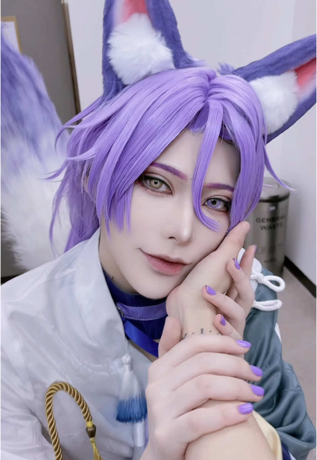 give your hand💜 #nucarnivalcosplay #kuya #kuyacosplay #cosplay 