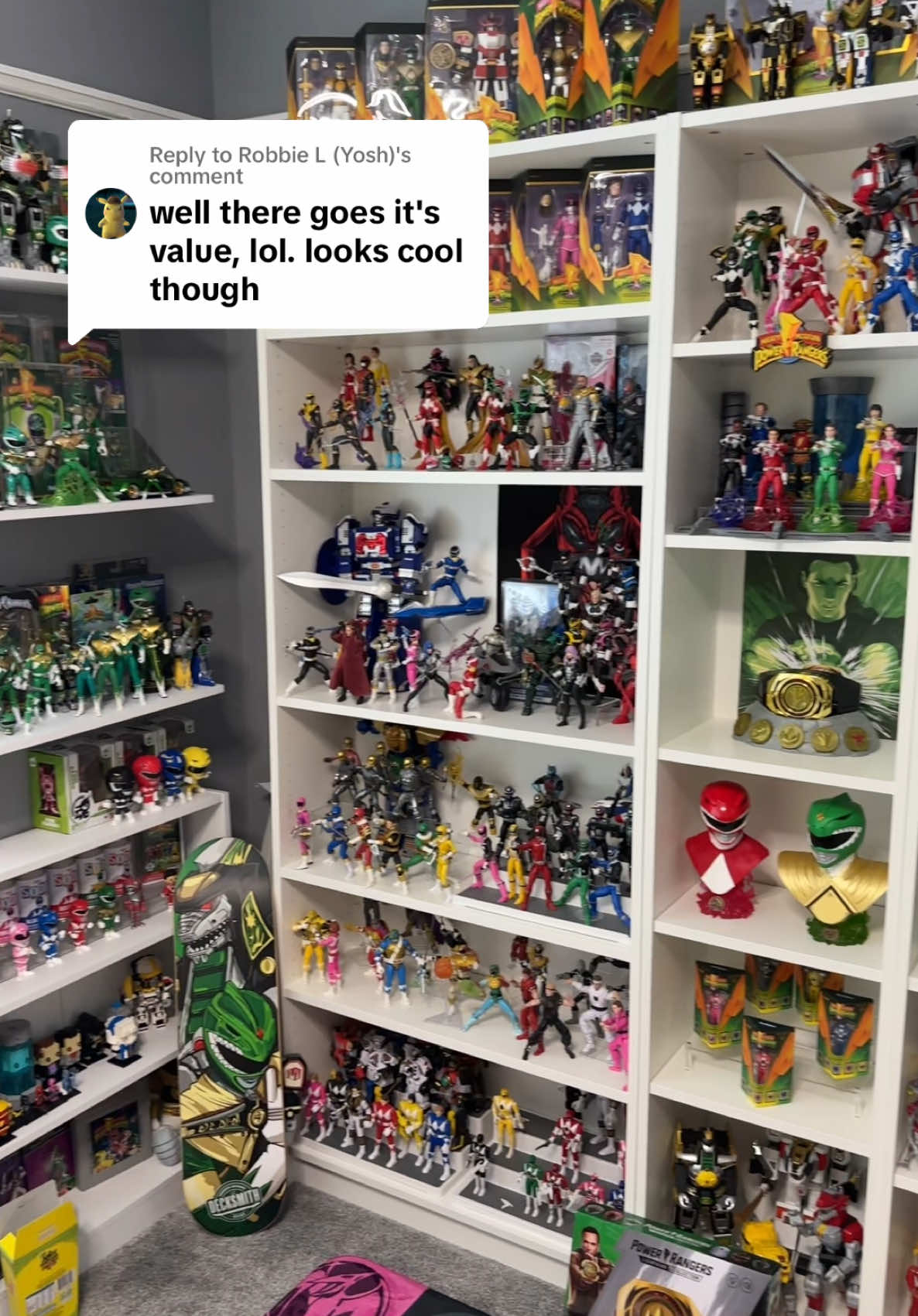 Replying to @Robbie L (Yosh) Maybe not mebtally ill BUUUT i like to enjoy my stuff! 🤭 #fyp #foryou #powerrangers #greenranger #unboxing #mmpr #powerrangerstiktok #jdf #tommyoliver #lightningcollection #powerrangerslightningcollection 