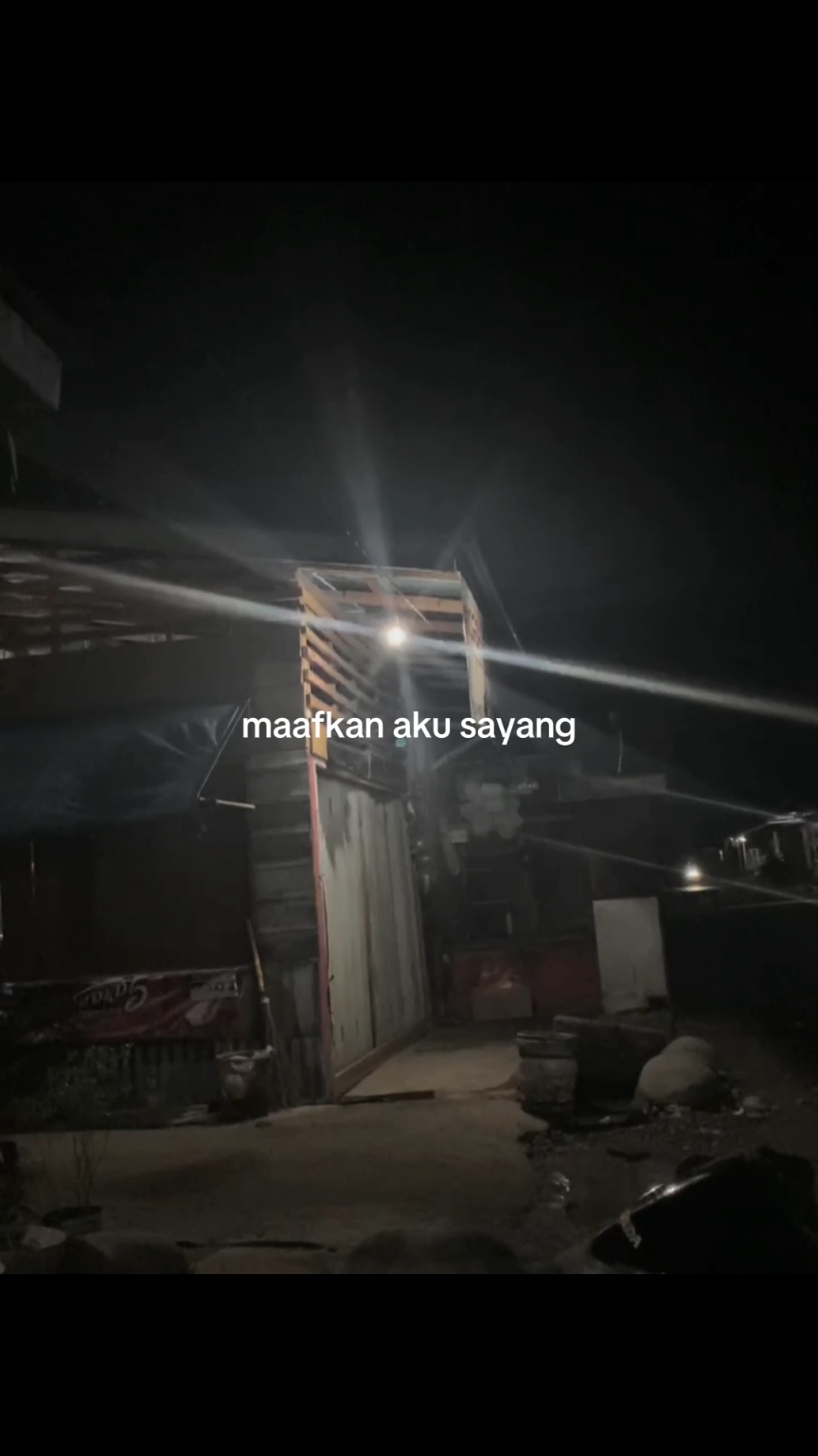 kukira dalam hubungan yang berat mempertahankan seseorang ternyata restu orang tua jauh lebih berat #fyp #liriklagu #overlayliriklagu #overlaylyrics #overlaylirik 