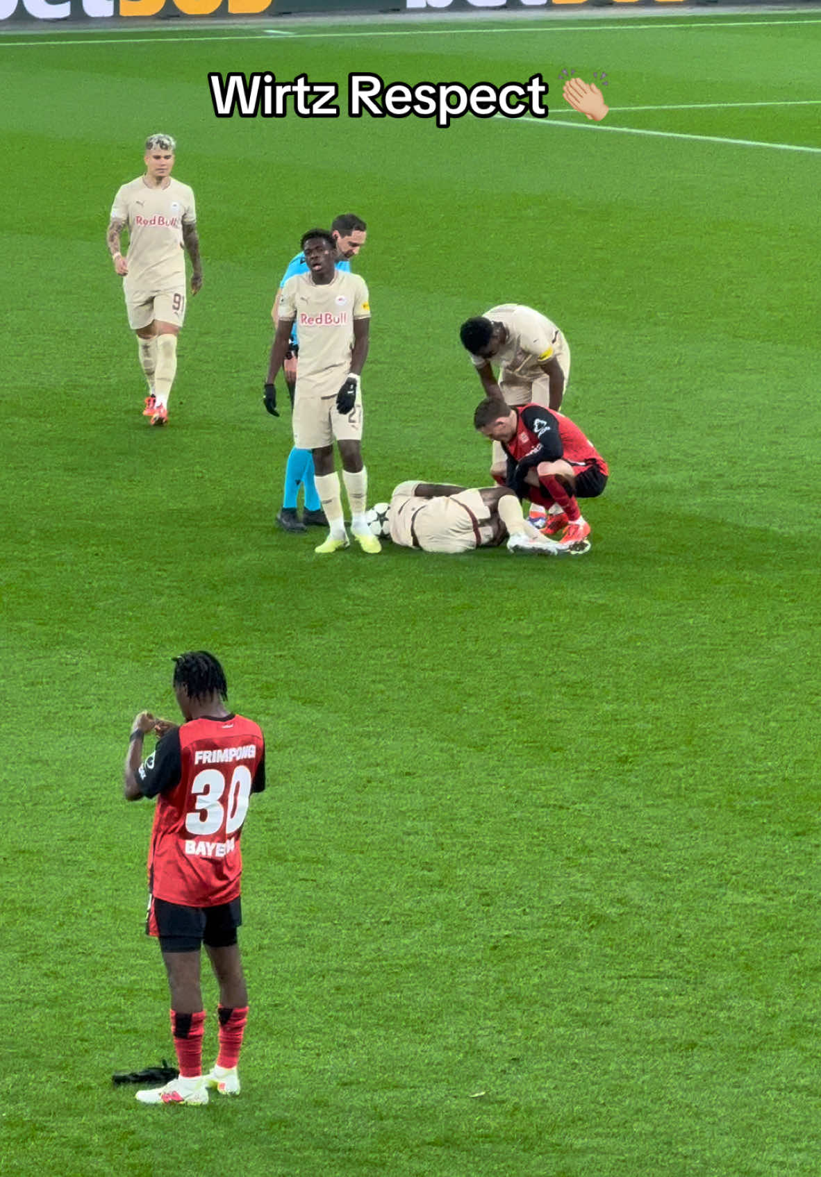 Wirtz Weiß wie es sich anfühlt 💔 #wirtz #acl #injury #respectmomentsinfootball #bayerleverkusen #karimkonate #championsleague #baller 