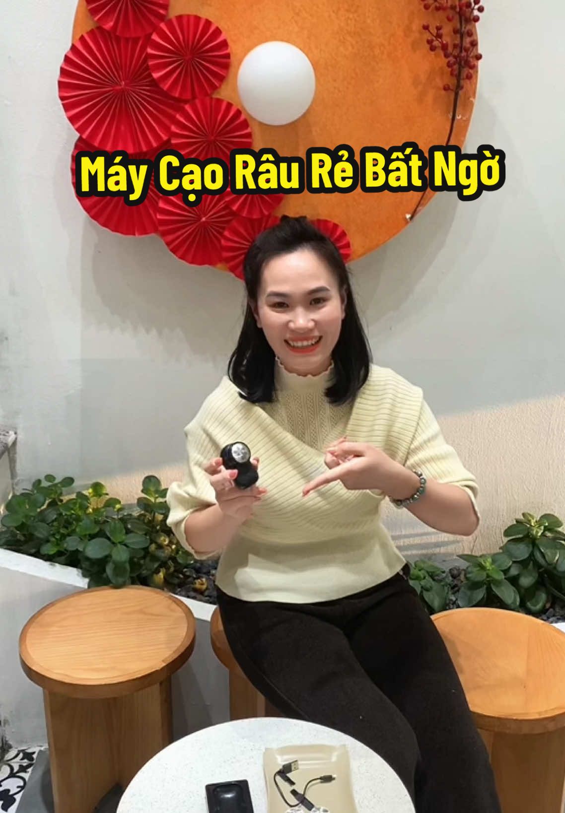 Máy cạo râu rẻ bất ngờ anh em ạ#thomthattha #nam #maycaorau #maycaoraumini 