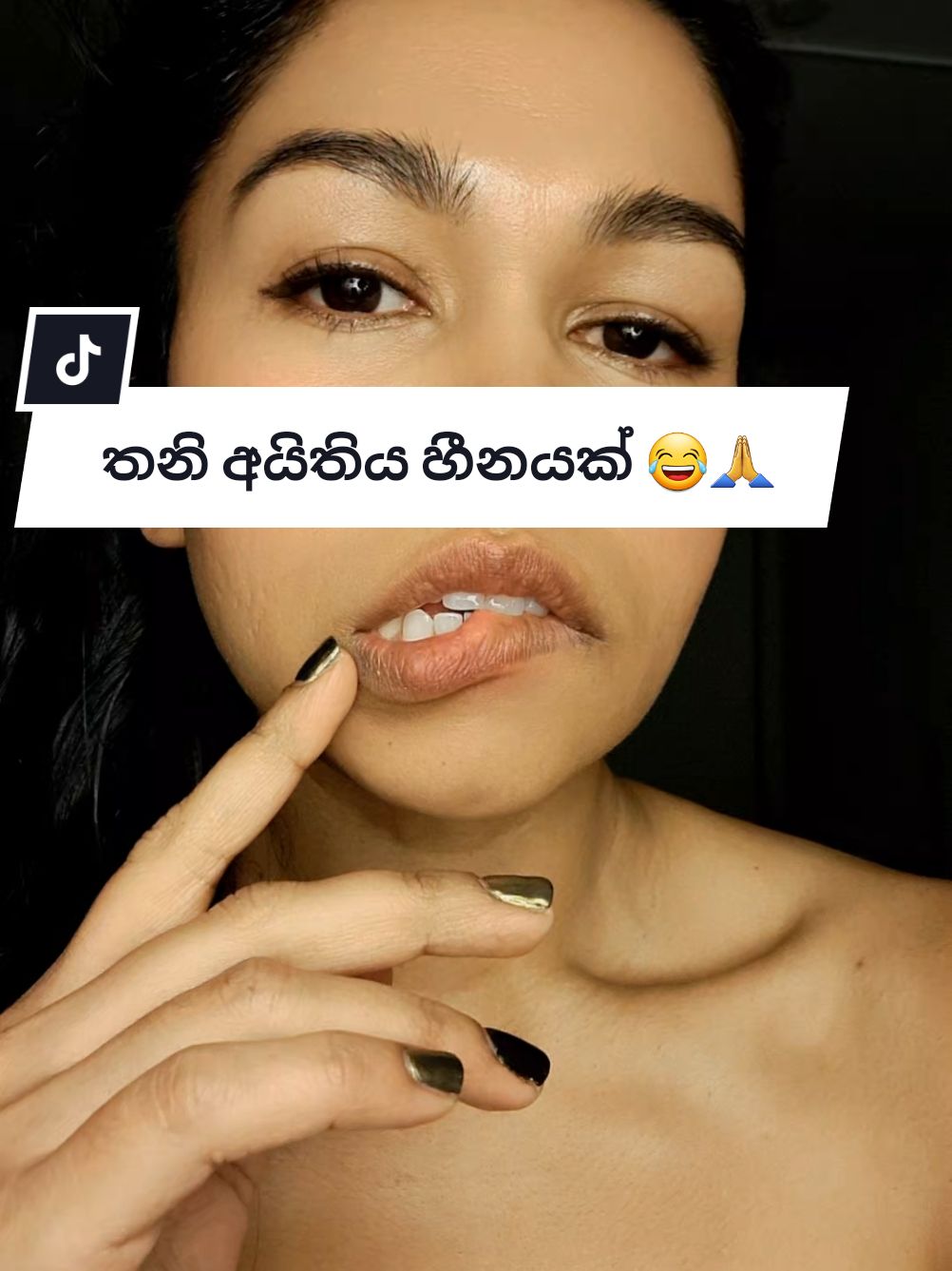 Replying to @anuruddika.kb 🙏❤️🤭#callmeamaya #sinhala #comedy #merriedlife #srilankan 