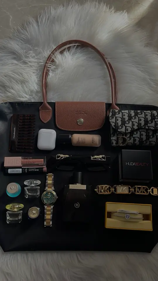 #foryou #versace #michaelkors #hudabeauty #Kiko #bugatti #dior #maybelline #svarowski #longchamp #foryoupagе #viralvideos #elegance #goviral #trending