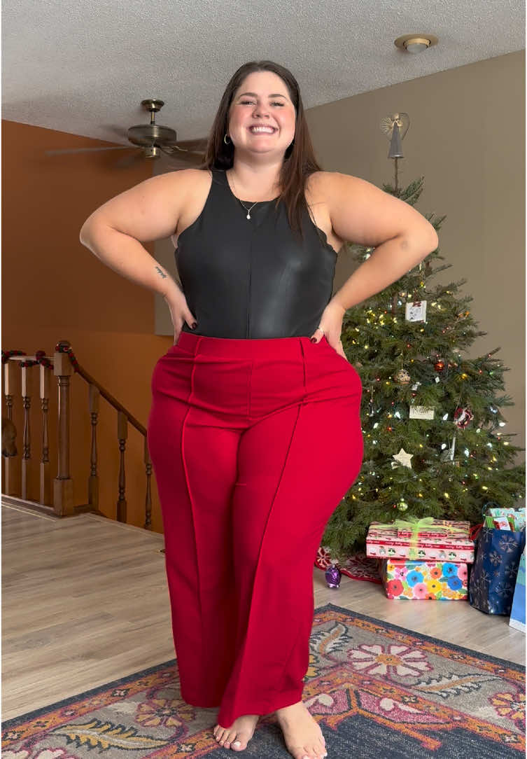 christmas theme fit! #OOTD #curvyfashion #confidence 