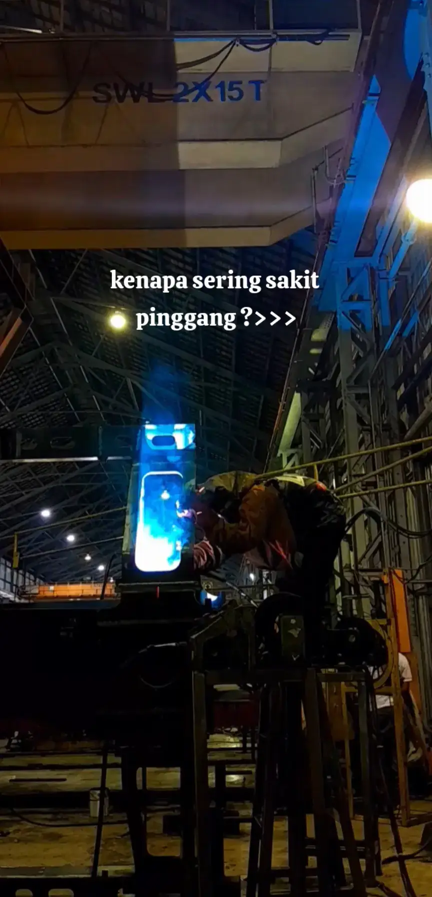 beban tidak pernah salah memilih puncaknya #kulipabrik #weldermuda #xyzbca #foryou 