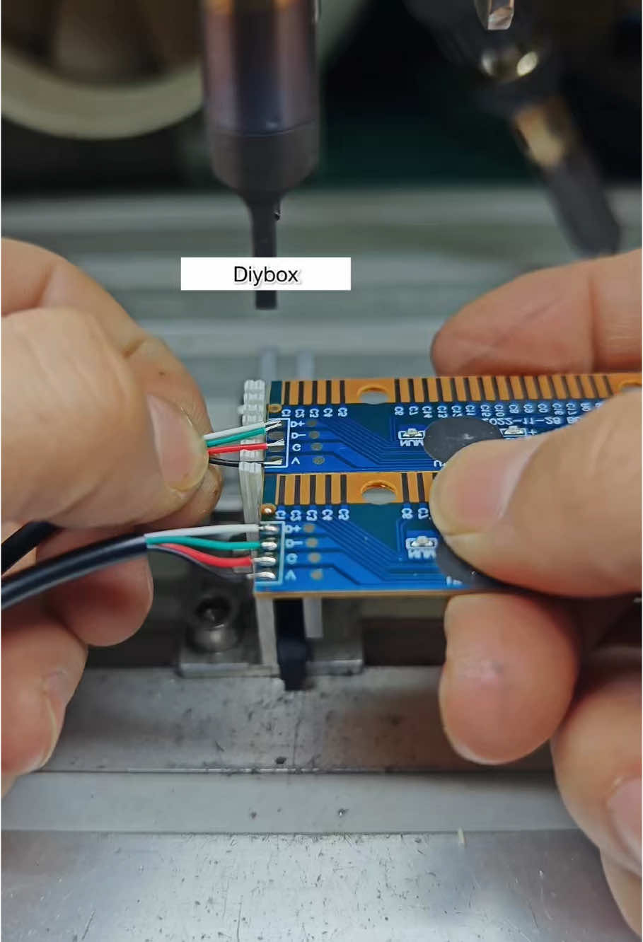 Automatic Wire-Feeding Soldering with Laser Guide – Flawless, Shiny, and Precise Joints 🔧✨