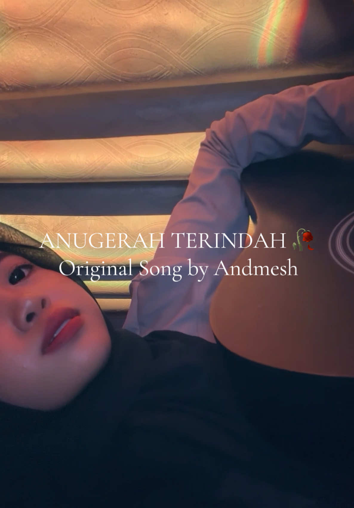 Another cover song, Anugerah Terindah 🌙  by @Andmesh Kamaleng, Finally i can sing this song 🥹🌷 . . . #guitarcover #anugerahterindah #coversong #fyp #andmesh #indomusikgram 