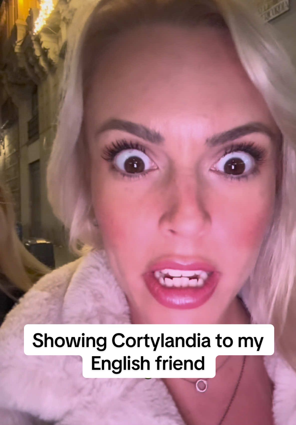 Her reaction broke my heart 💔 BUT I must say, she kinda has a point 😂🇪🇸🇬🇧 #culturalshocks #cortylandia #britsinspain #españolesporelmundo #learnspanish #learnenglish #reaction #comedy