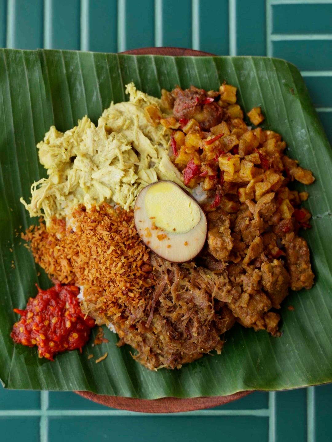 Trying Javanese food lol 📍Nasi Bogana May May (Hublife) #nasibogana #makananindonesia #makananenak #jogja #nasipecel #madiun #gudeg #tegal #jawatengah