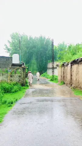 جانان۔ کلی۔  🌧️🥹🍁☔️