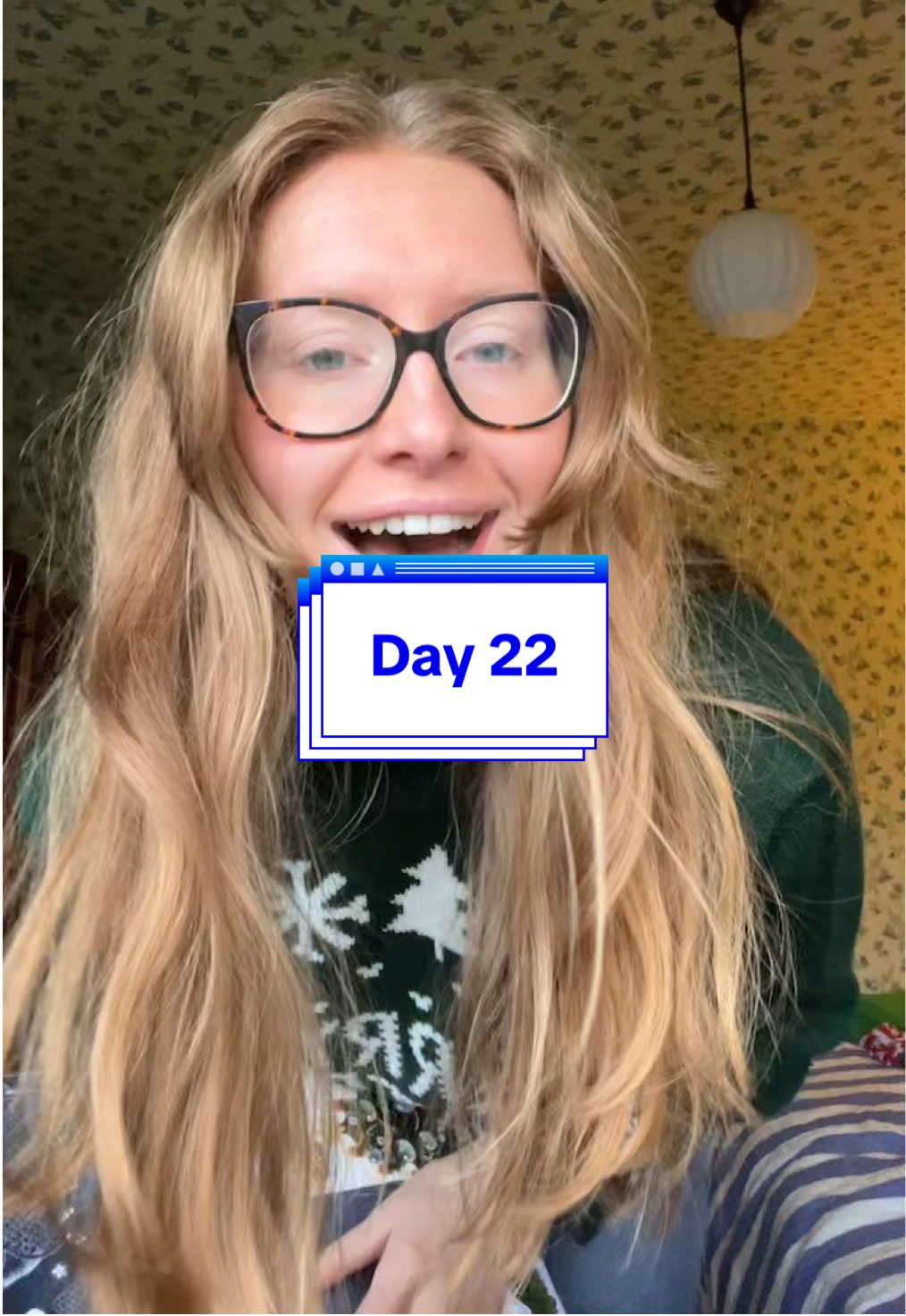 Day 22☕️🎄#advent2024 #adventcalendar #adventcalendaropening #christmascountdown #christmas2024 #creatorsearchinsights 