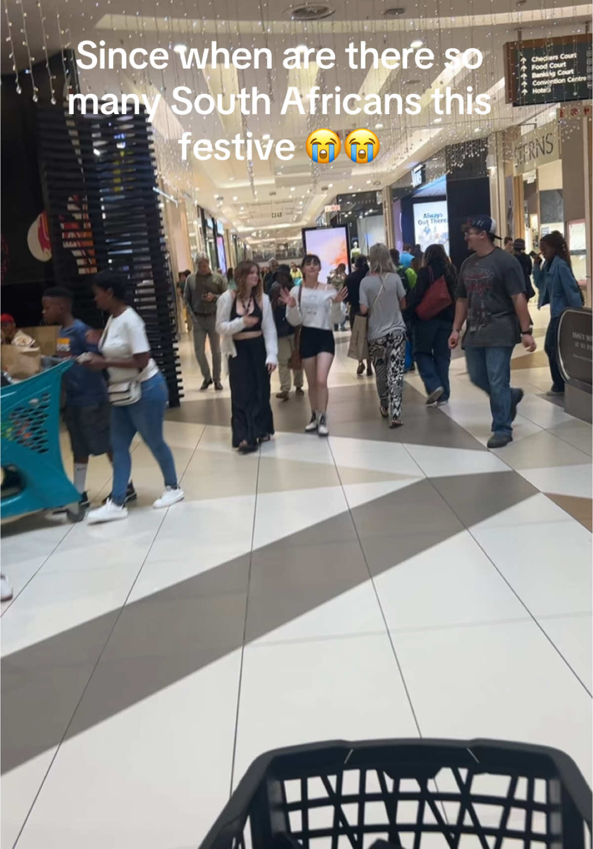 People just spawn in malls during festive 😭Since wheh are there so many south africans #fyp #fyppppppppppppppppppppppp #festive #christmas #christmaseve #malls #overpopulation #crowded #festiveseason #sandtoncitymall #sandton #woolies #claustrabois #tiktoksouthafrica #southafricantiktok🇿🇦 #joburg #joburgtiktok #ubuntu #festiveshopping #christmas #happyholidays 