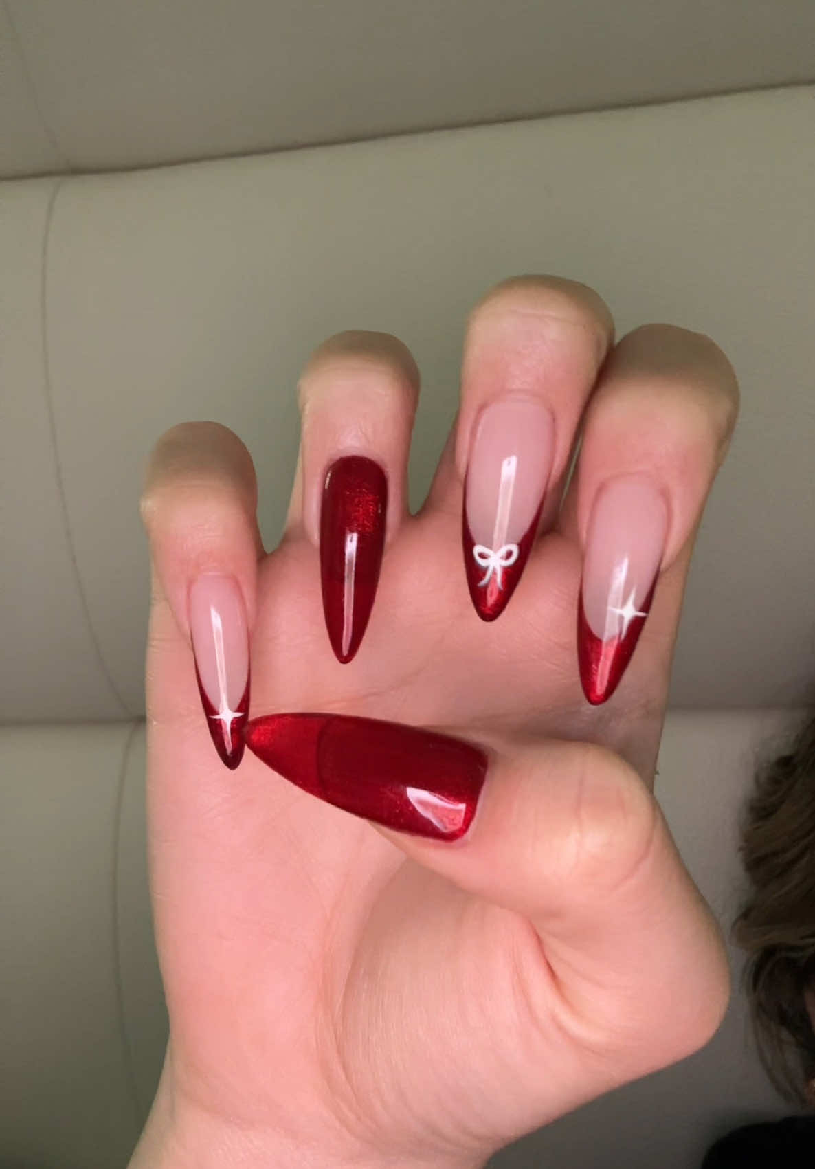 Love this nail trend #nails #christmasnails #nailinspo #red 