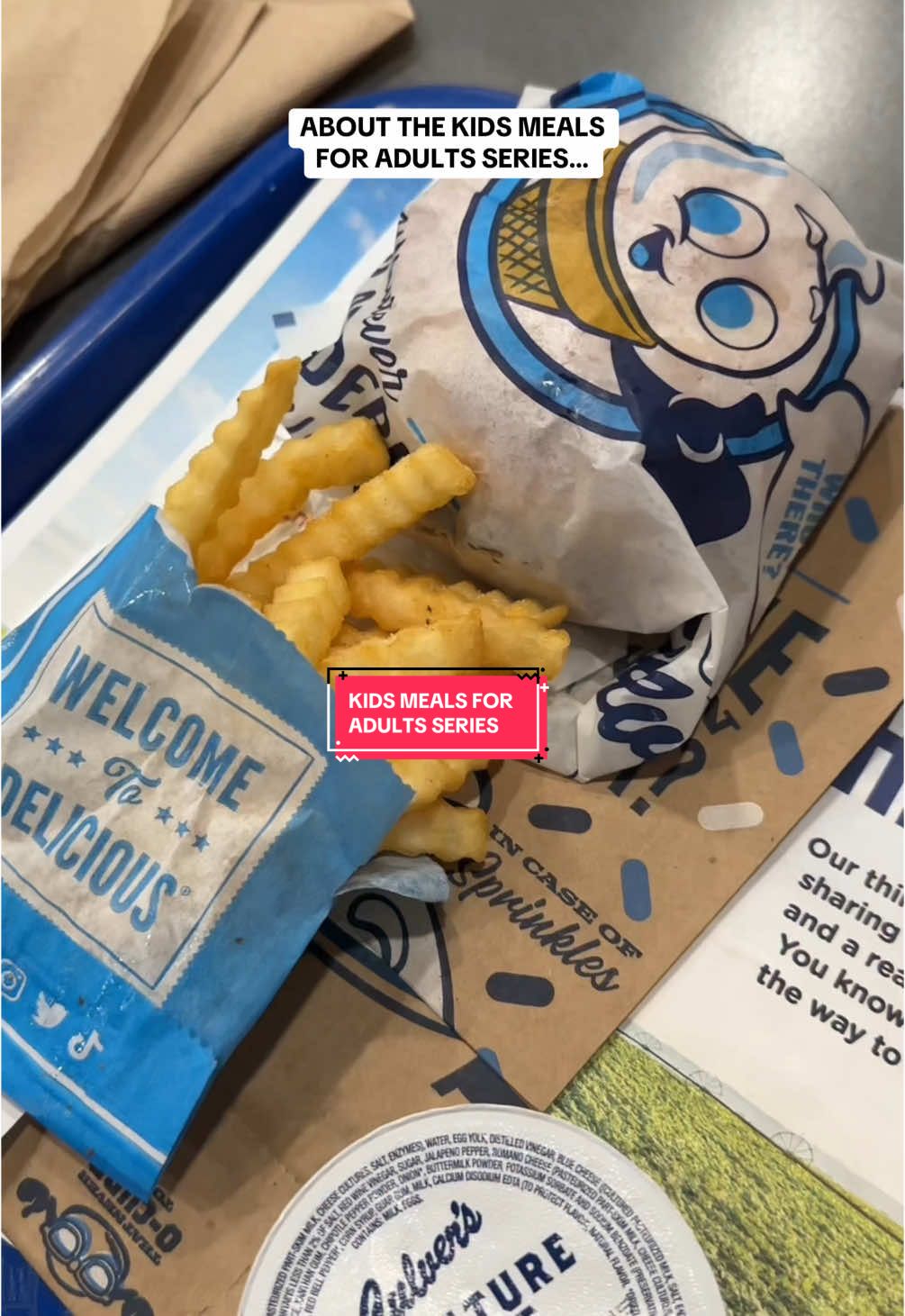 Go show thedisneygirlie some love on her kids meal reviews for adults! #kidsmeals #culvers #rubios #culverskidsmeals 