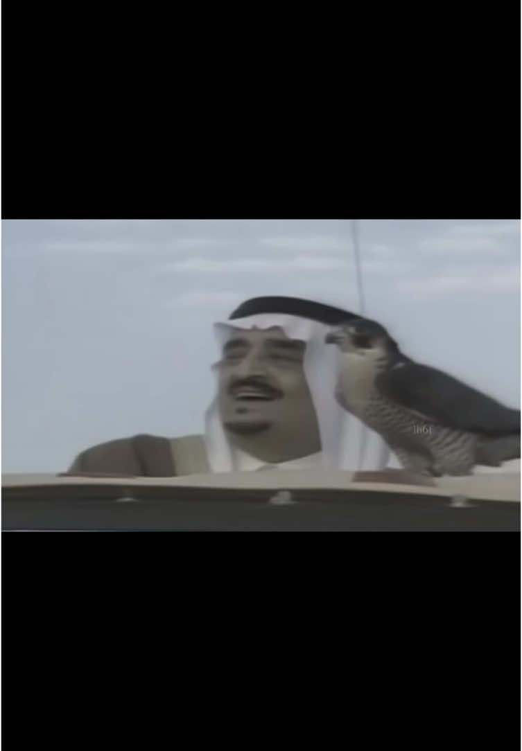 خادم الحرمين الشريفين #الملك_فهد_بن_عبدالعزيز رحمه الله هو الملك الخامس للمملكة العربية السعودية مضى بالحكم ٢٣ عام وهو من استحدث لقب الملك من (صاحب الجلالة) الى (خادم الحرمين الشريفين)   #الملك_فهد #ال_سعود #المملكة_العربية_السعودية 