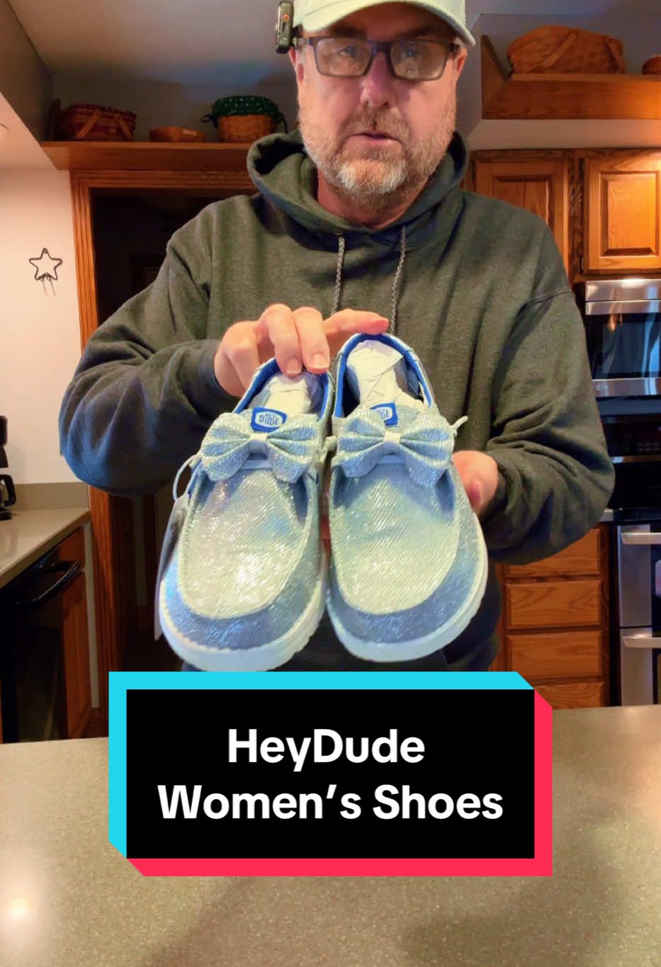 HEYDUDE Wendy Sparkle Bow Shoes #womensshoes #heydude #fashion #TikTokShopHolidayHaul @HeyDude 