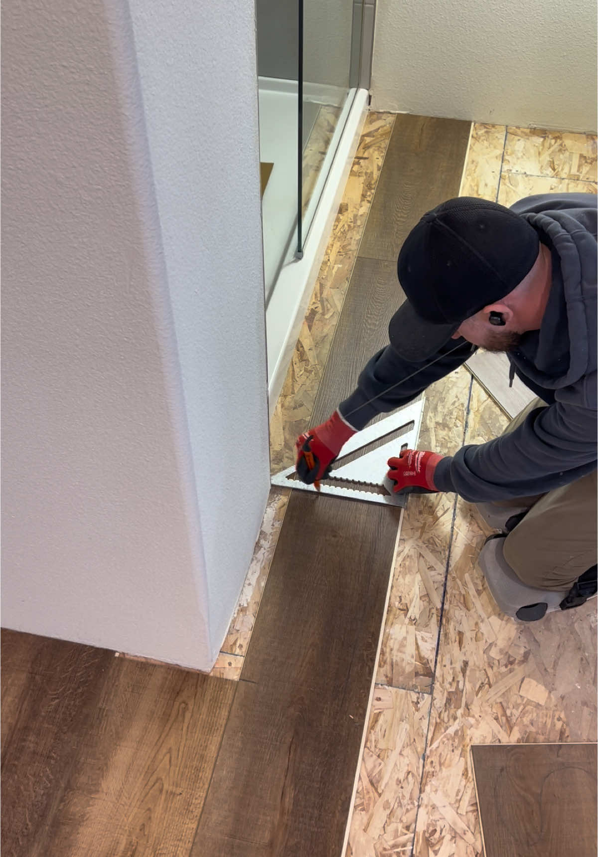 LVP flooring #tools #construction #remodel #satisfying #fyp #trending #viral #bluecollar #wood #DIY #asmr #repair #lvp #lvt #laminate #vinylflooring #laminateflooring #flooringinstallation #vinyl #stairs 