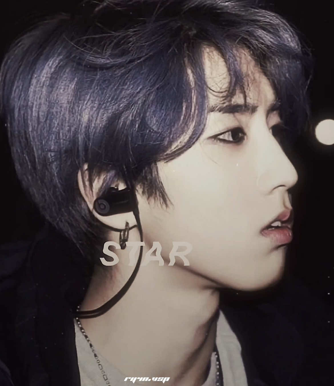 #HAN || ok ik this is my third time using this sound but i wanted to do blue jisung so bad 😭 WHY IS THERE LIKE NO CLIPS OF HIM W BLUE HAIR?? WTH ||  #hanjisungedit #skz #viral #straykids #fyp #fy #ryanvsp #kpop 