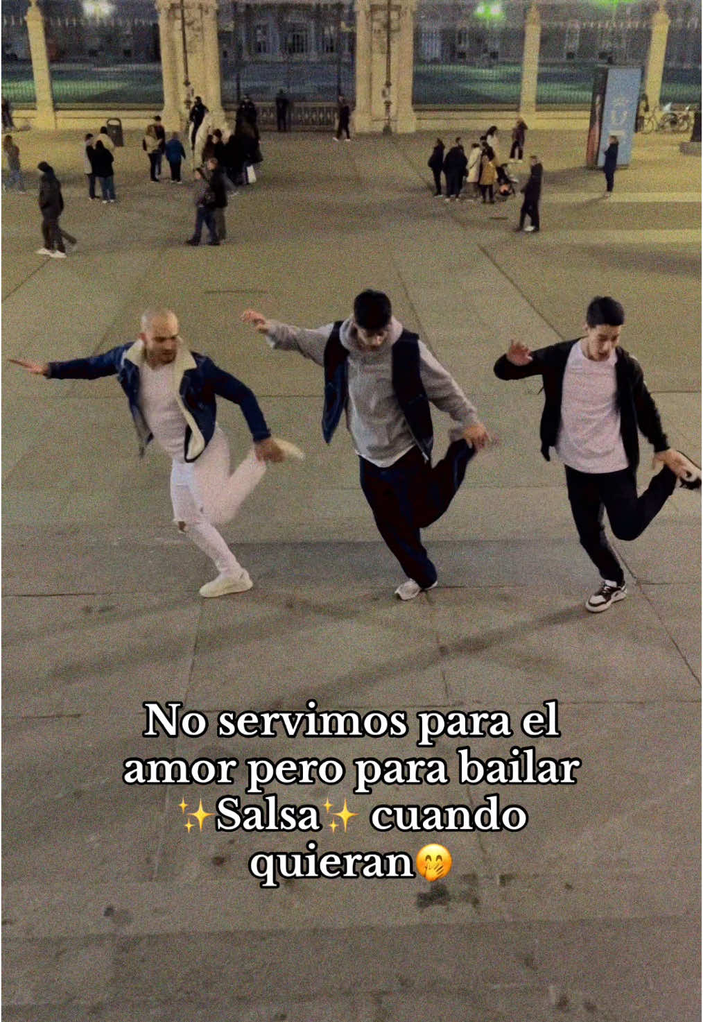 Miren el final del video 😋 . #salsa #salsacaleña #tendencia #viral #fyp #parati #latinos #amor #trend #challenge #madrid #españa #danza #colombia #humor #cali #comedia 