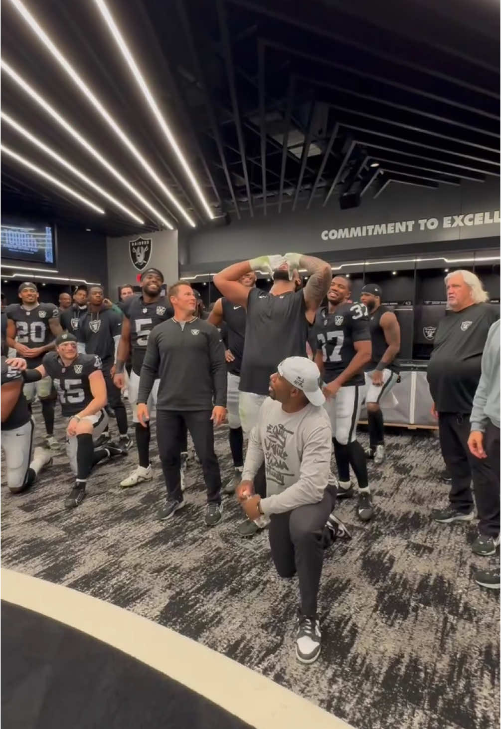 Victory Monday 🗣️🗣️ #raiders #nfl #lockerroom 