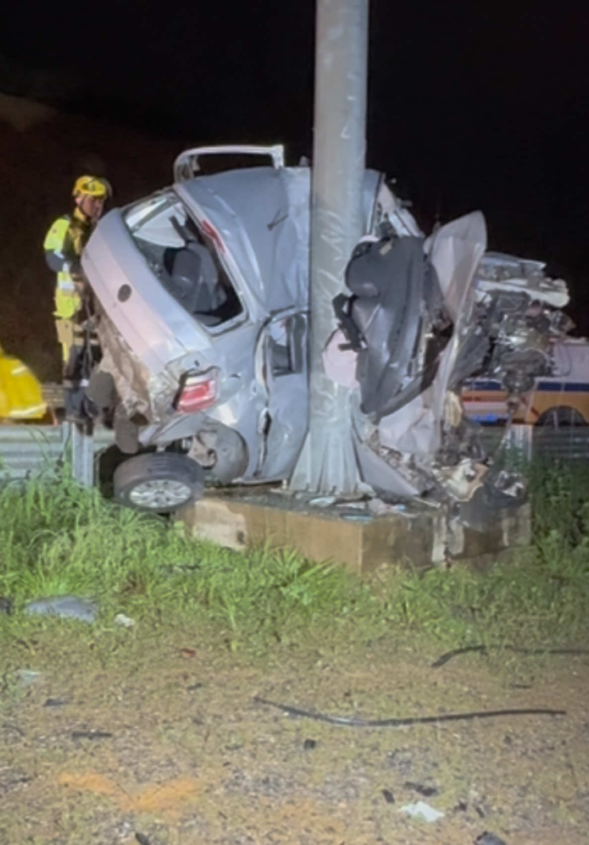 🚧Dirigir é muito sério, chegue bem ao seu destino. Respeite as regras de trânsito, preserve a sua vida e do próximo🚨