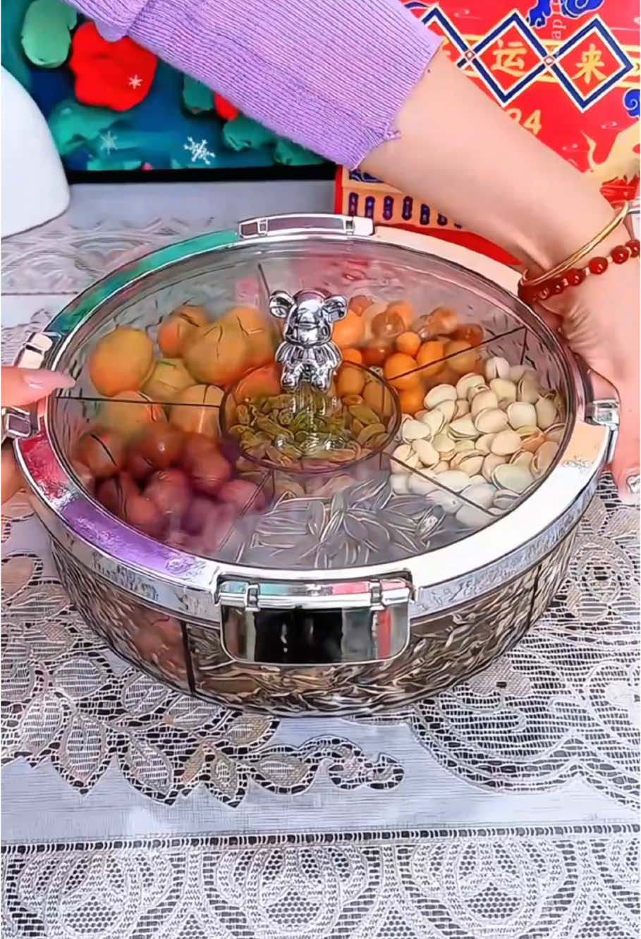 Khay đựng mứt tết có khóa chống ẩm bảo quản bánh kẹo các loại hạt lâu hơn #khaydungmuttet #khaydungbanhkeo #khaymuttet #khaymuttrongsuot #khaydungmut #khaybanhkeo #khaymut6ngan #dogiadungtienich #tet2025 #lalap1995  