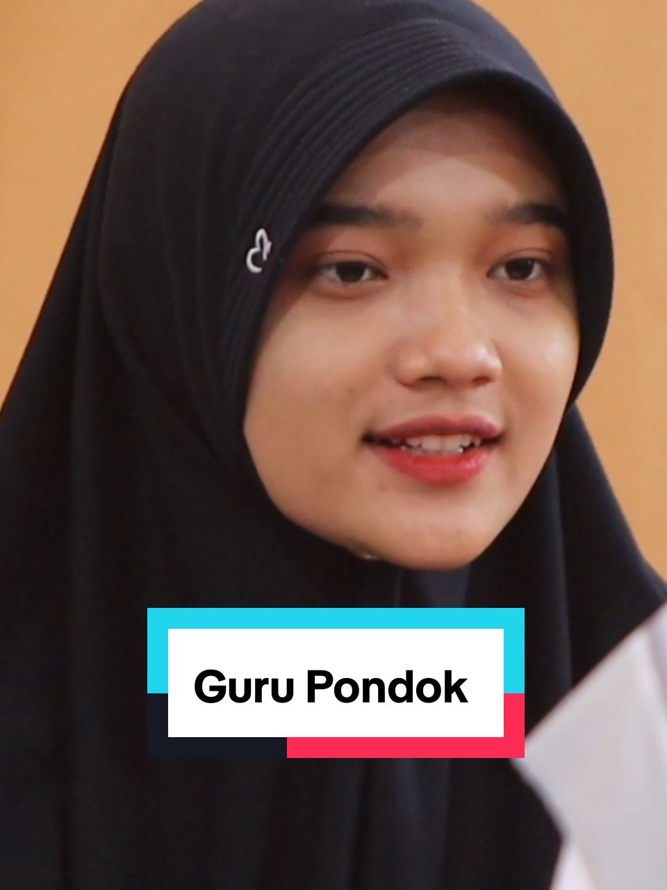 Guru Pondok IIBS 📖👳🧕 . . . . #jokam354 #jokamhits354#354##ldii #ldiiuntukbangsa #lembagadakwahislamindonesia #profesionalreligius#generus #santri#anakpondok #fyp #gading #jombang #kediri #kertosono #santri #nasehat #mbahman #354