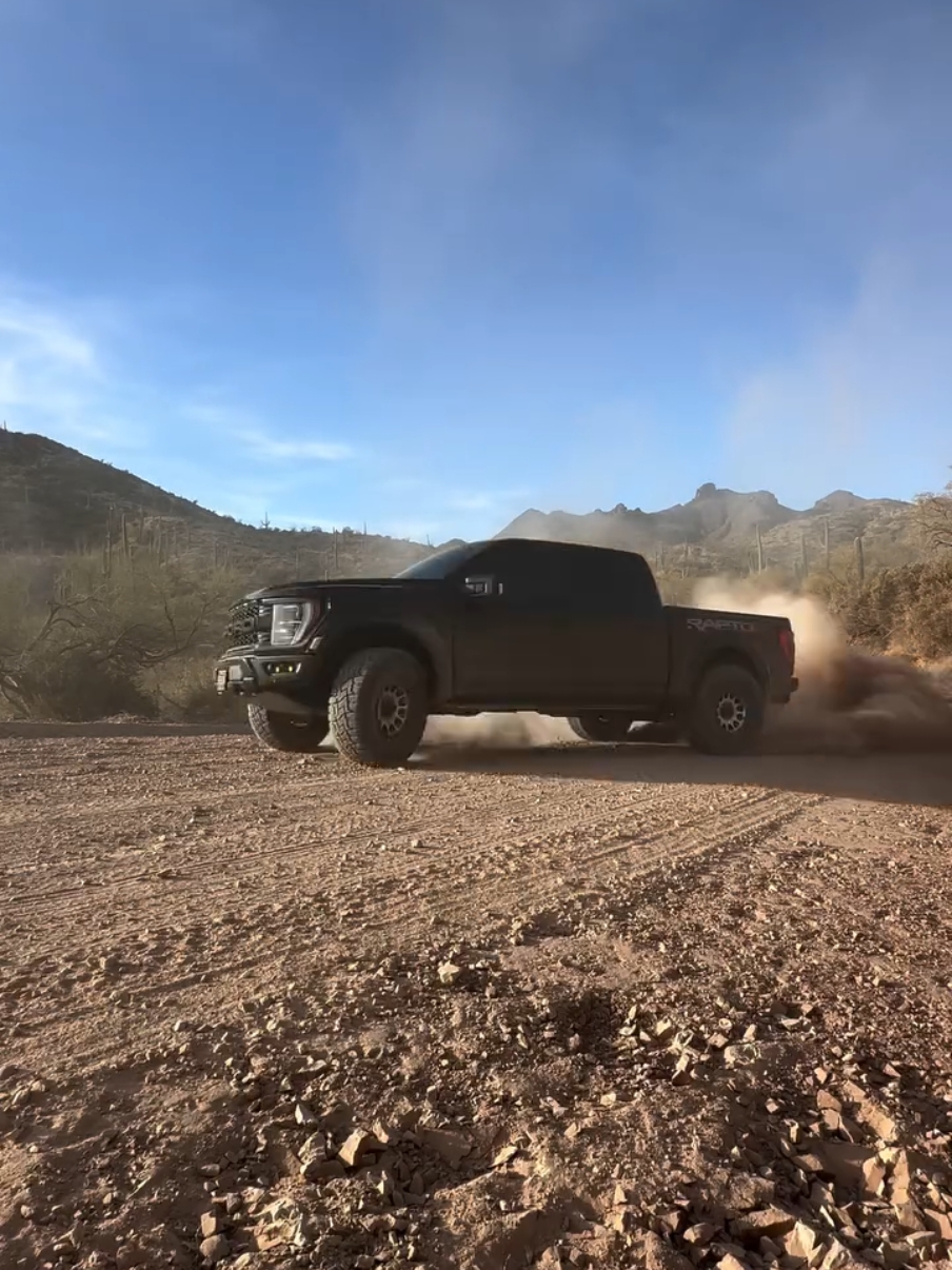 Raptor R Action💨 ig: colbygarage  #supercharged #4x4 #raptorworld #offroad #fordraptor #drifting #fordf150 #trucksoftiktok 