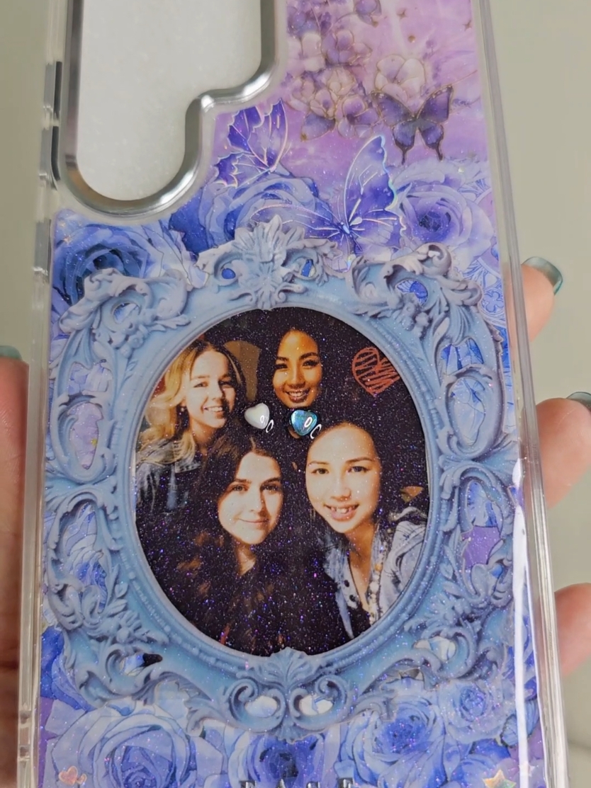 first attempt to customize with Polaroid photo 🫡 a special case to represent this lovely friendships 💕  #DIY #fyp #hobby #polaroid  #dmtoorder #phonecase  #phonecover  #diyphonecase #samsungcase  #esycasestation #trusttheprocess  #customphonecover