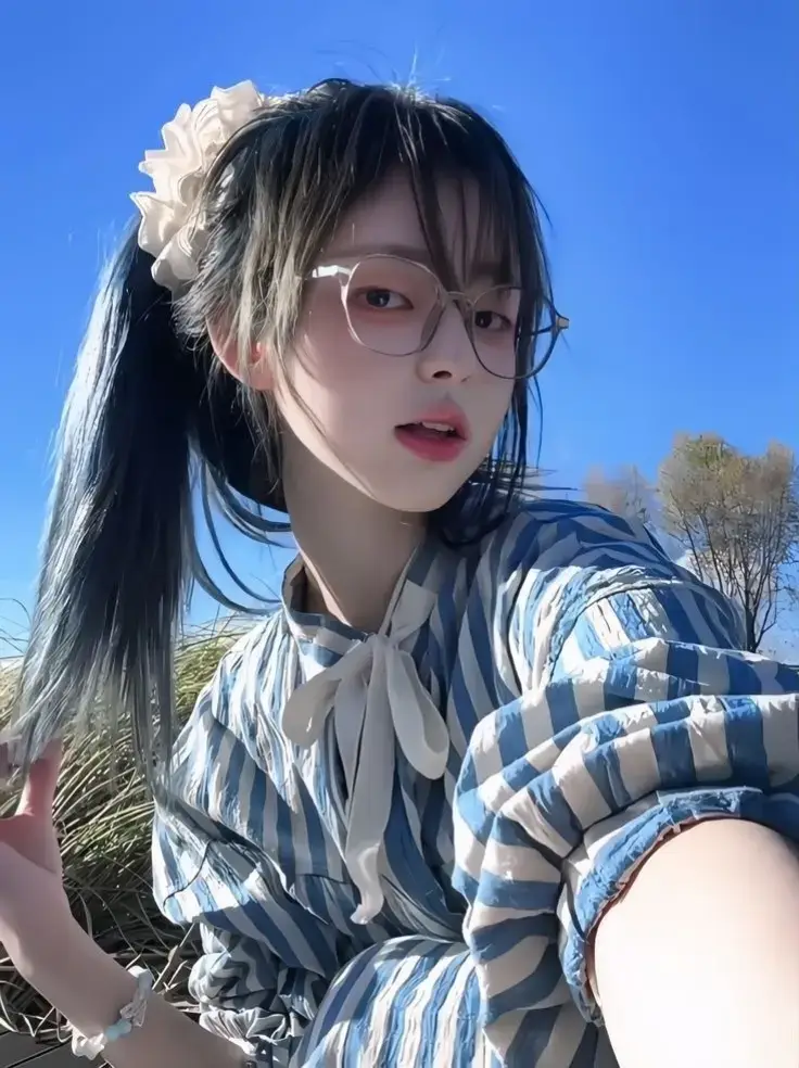 #douyin #douyin抖音 #fypp #hairstyle #chinesegirl #chinesegirls #couple #weibo #cutegirlsvideo #foryoupagе #trend #xiiiaoyu 
