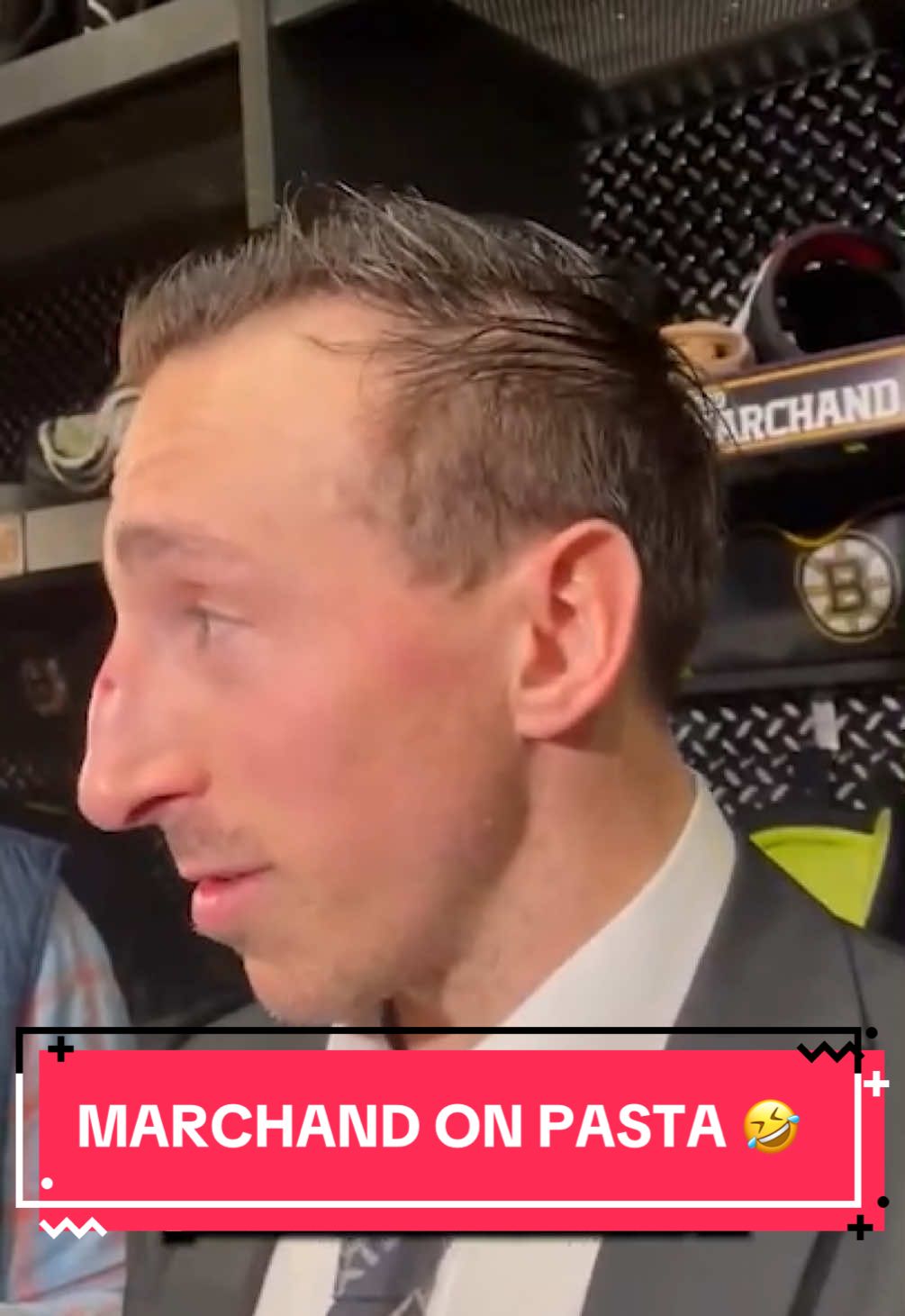 Marchand was asked if he saw Pasta after the game and it went...just as you’d expect 🤣 (via X/smclaughlin9) #NHL #hockey #hockeyplayer 