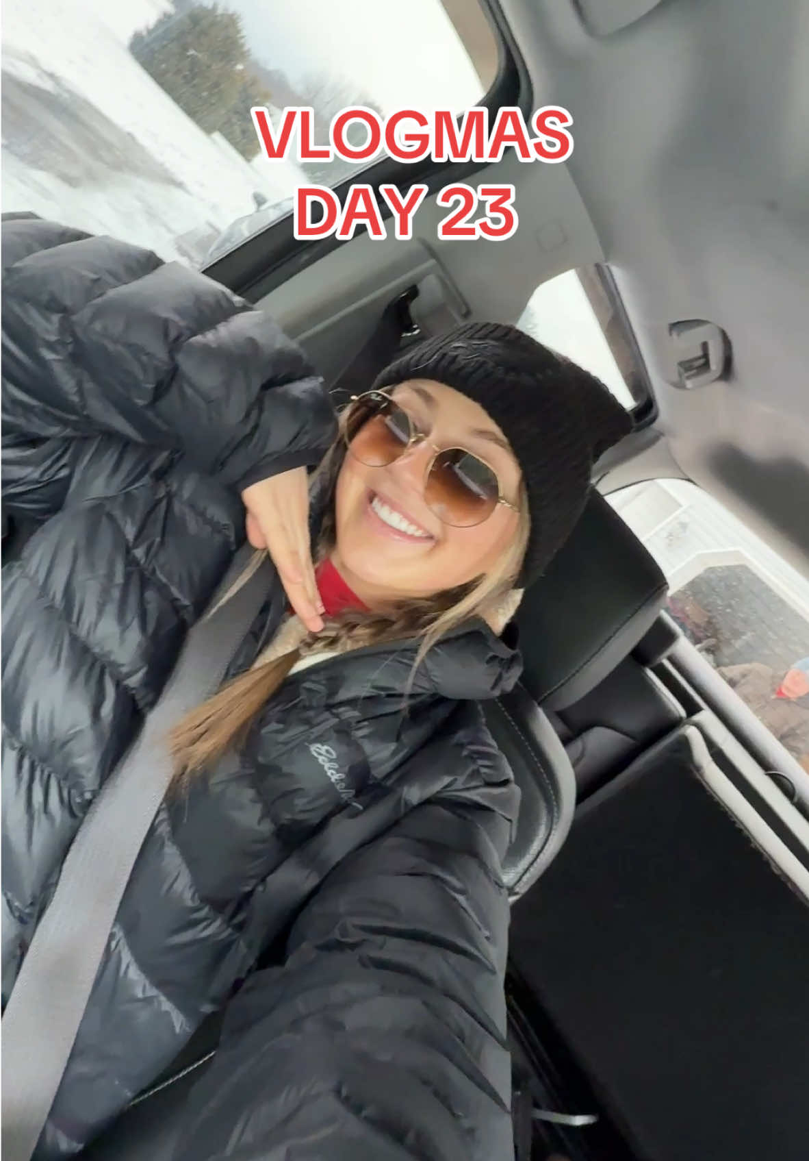 happy christmas eve eve!! #creatorsearchinsights #passengerprincess #christmaseve #gobirds #christmasvlogmas 