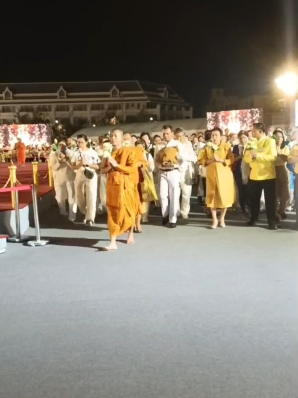 ขอเรียนเชิญทุกท่านร่วม #ฟังธรรมะ  #พระบรมสารีริกธาตุ  #พระเขี้ยวแก้ว  สู่พระธรรมธาตุในหัวใจ