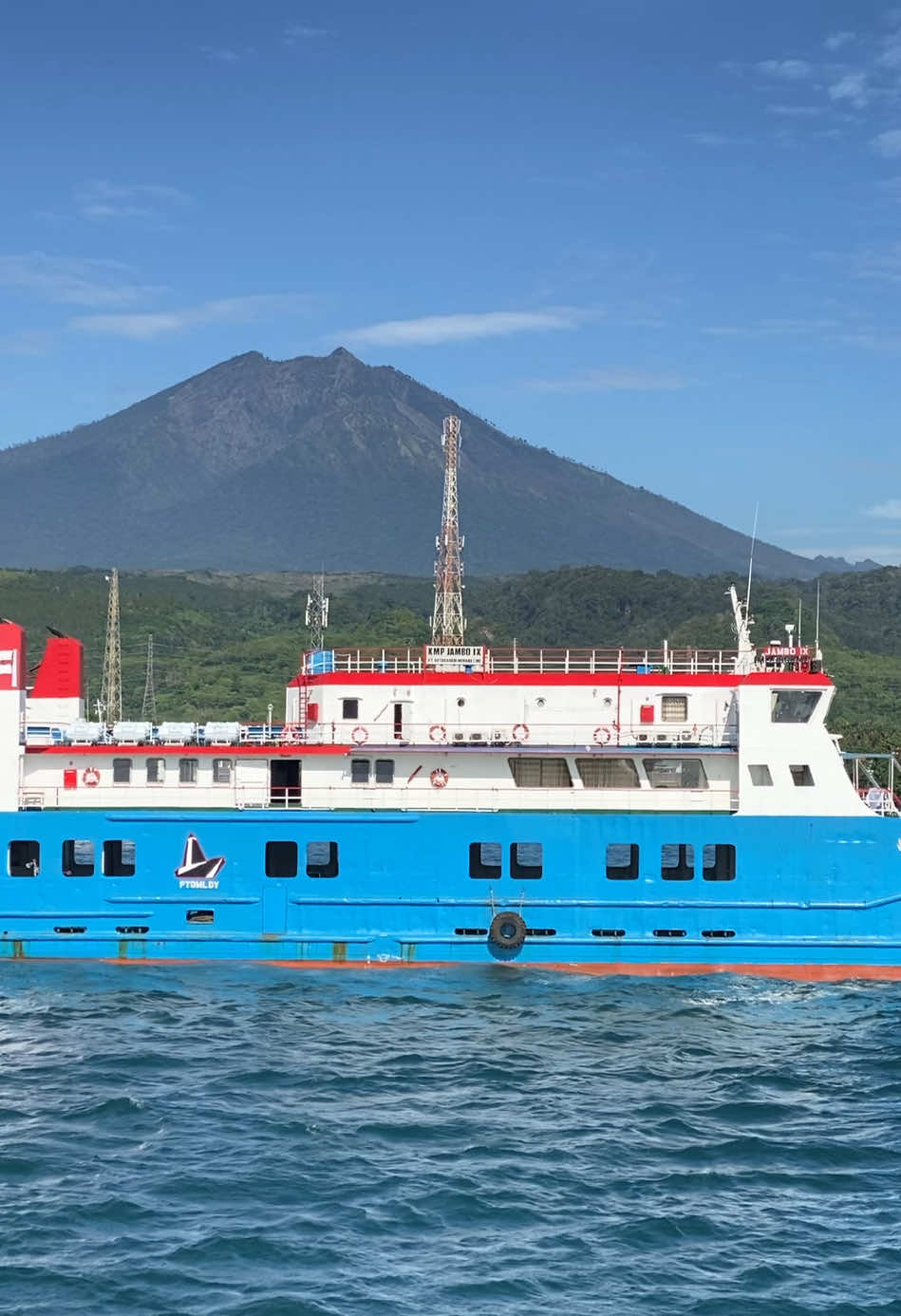 Boso jowo ne gempa iku “rindu” ya? #selatbali #kmpjambo9⛴️ 