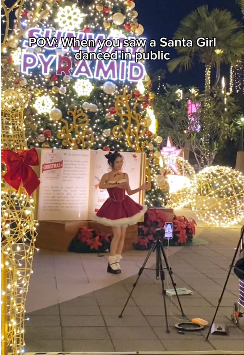 Perhaps next time I should place an empty jar before me to receive a reward / gift? 🤣 Hohoho~ Merry Christmas! 🎅🎄❤️ #Christmas #dancetransition #travel #kualalumpur . 👗 @Dressaville Dresses & Gowns 