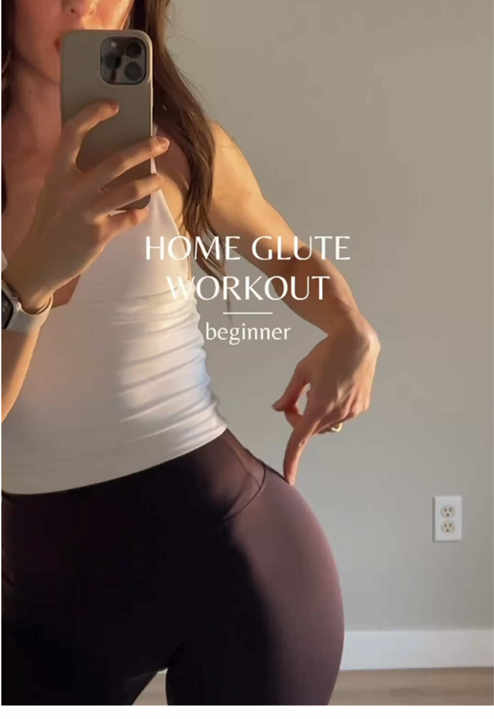 A beginner-friendly workout you can crush at home with minimal equipment 🍑 This routine targets your overall glutes, with a special emphasis on sculpting those upper glutes. We’re going deep, all thanks to the magic of @H E R A bands—because who doesn’t want to take their glute game to the next level? Save and share with a friend 🩷