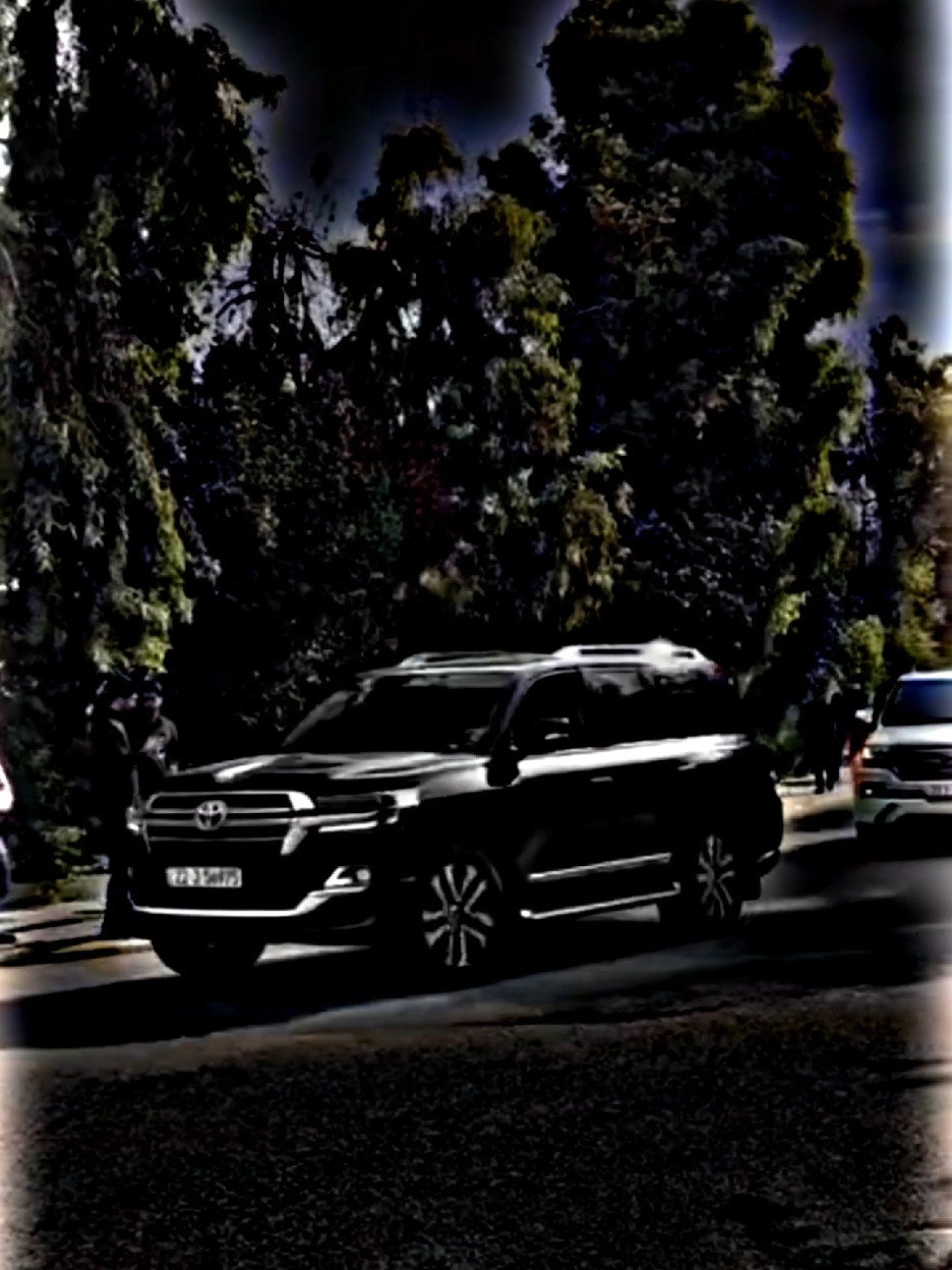 𝐕8 𝐋𝐚𝐧𝐝 𝐂𝐫𝐮𝐢𝐬𝐞𝐫 𝐏𝐫𝐨𝐭𝐨𝐜𝐨𝐥 🔥 #protocol #v8 #landcruiser #carlover #luxurycars #4x4 #foryoupage❤️❤️ #fyp 