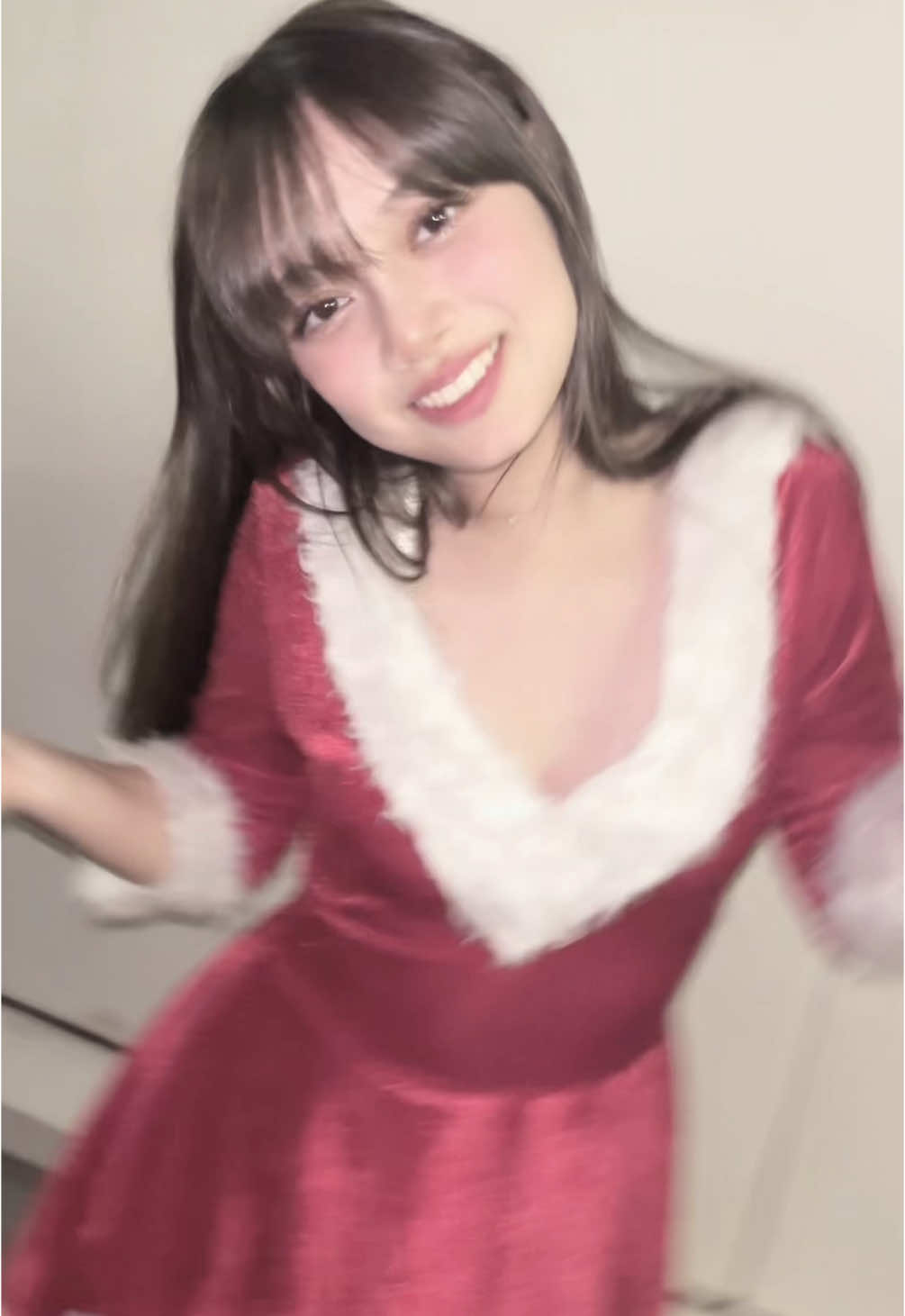 クリスマスイブはいっしょに過ごそ♡#アイドル #地下アイドル #fyp #jc #おすすめ #りんりん #ハーフ #中学生 #サンタ #サンタコス 