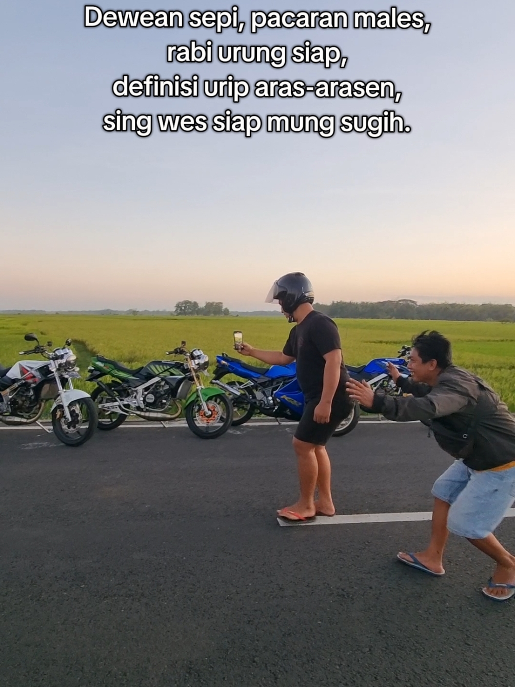 tulungi cahhh🤣 #zyxcba #fyp #twostroke #twostrokepower #ninjass #ninjarrold #purworejo24jam #niten 