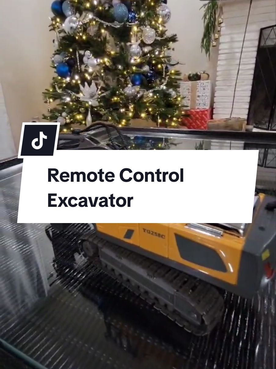 El regalo perfecto! #kidstoys #remotecontrolcar #remotecontroltoy #excavator #rcexcavator #constructiontoys #ttshop #tiktokshopfinds #tiktokshopyearendsale 
