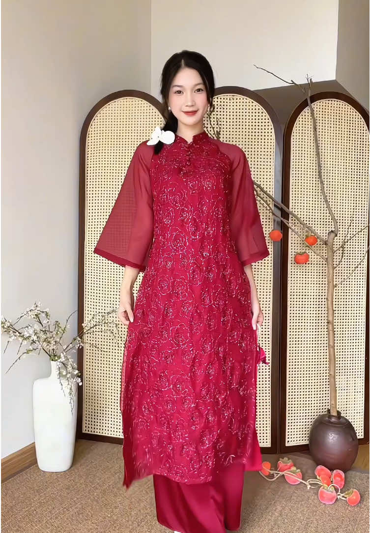 Xuân chuẩn bị đến rồi nàng ơi 🏮 #xuhuong #trending #outfit #OOTD #outfits #ootd #mixandmatch #aodaicollection #aodai #thietke #aodaiViet #aodaithietke #aodaitruyenthong 