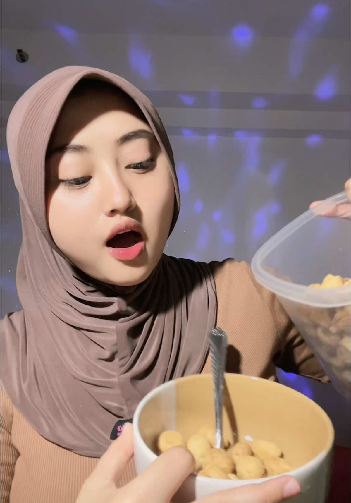 YT Nurmahmt #fyp #viral #nurmahmt #mukbang #tiktok 