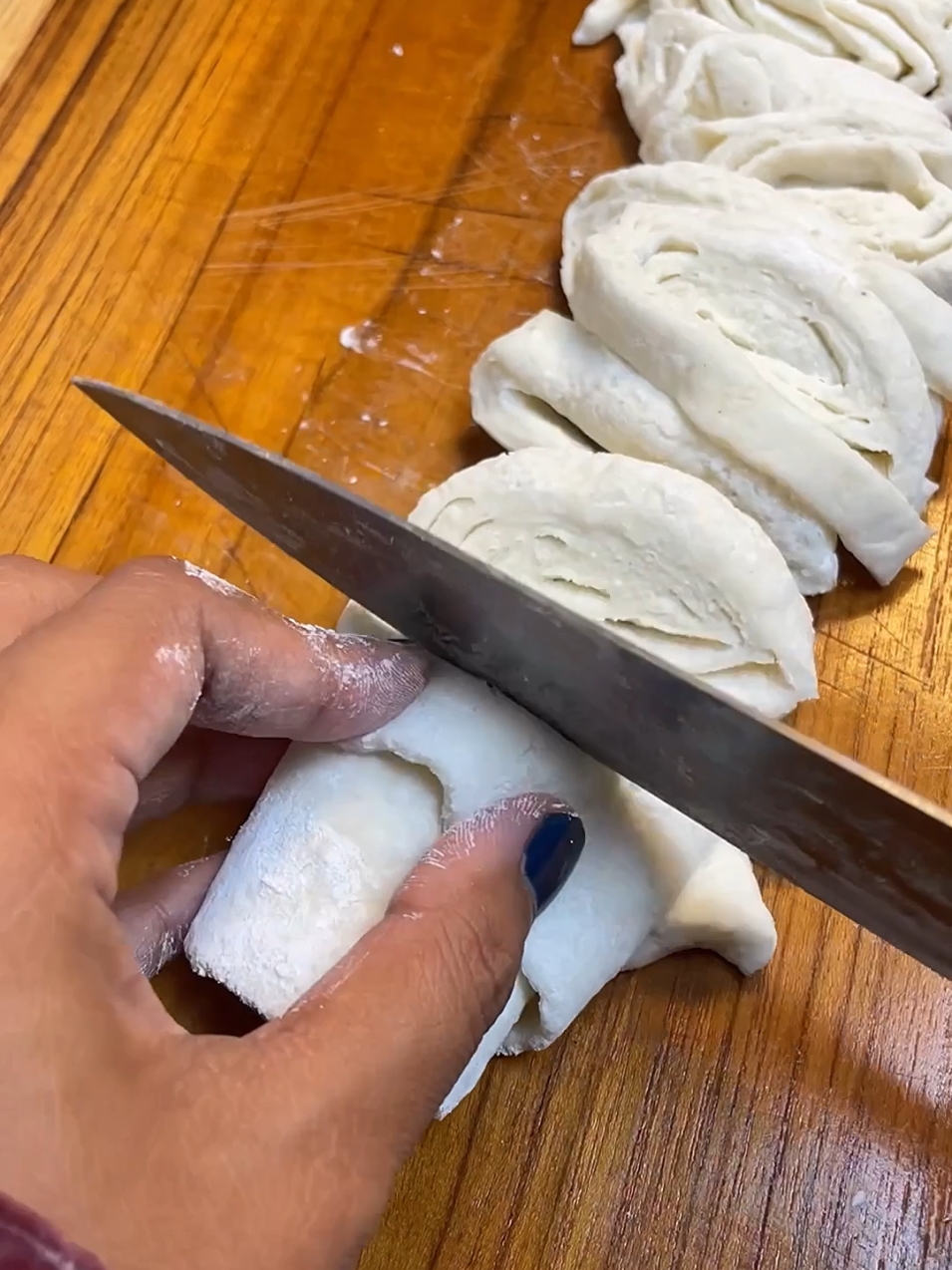Jajanan yang pas banget untuk nemenin liburan kalian di rumah #cooking #simplecooking #reseprumahan #idejualan #cemilan #cirambay #acirambay #tiktokcooking #tiktokviral #fyp #foryoupage #cookingathometiktoktv #holiday 