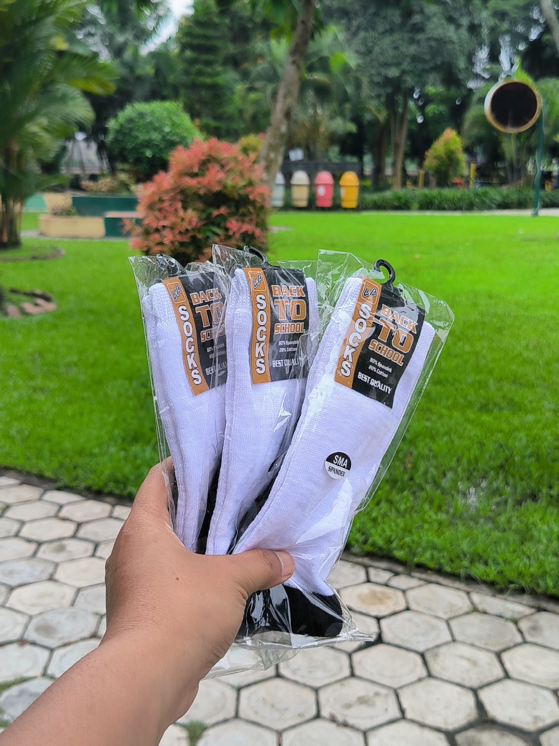 Kaos Kaki Anak Sekolah cuma 10 ribu dapat 3 pasang kaos kaki sekolah putih hitam #kaoskaki #kaoskakisekolah #kaoskakisd #kaoskakismp #kaoskakisma #kaoskakisekolahhitamputih #kaoskakisekolahpanjang #fypシ゚viral #xyzbca 