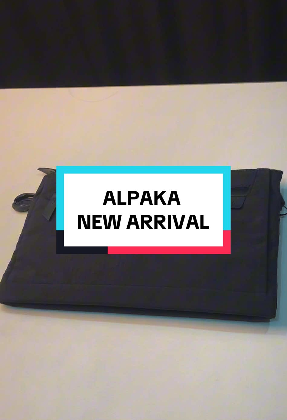 NEW ARRIVAL FROM ALPAKA. STAY TUNE! #jsstore #pouch #slingbag #alpakagear 