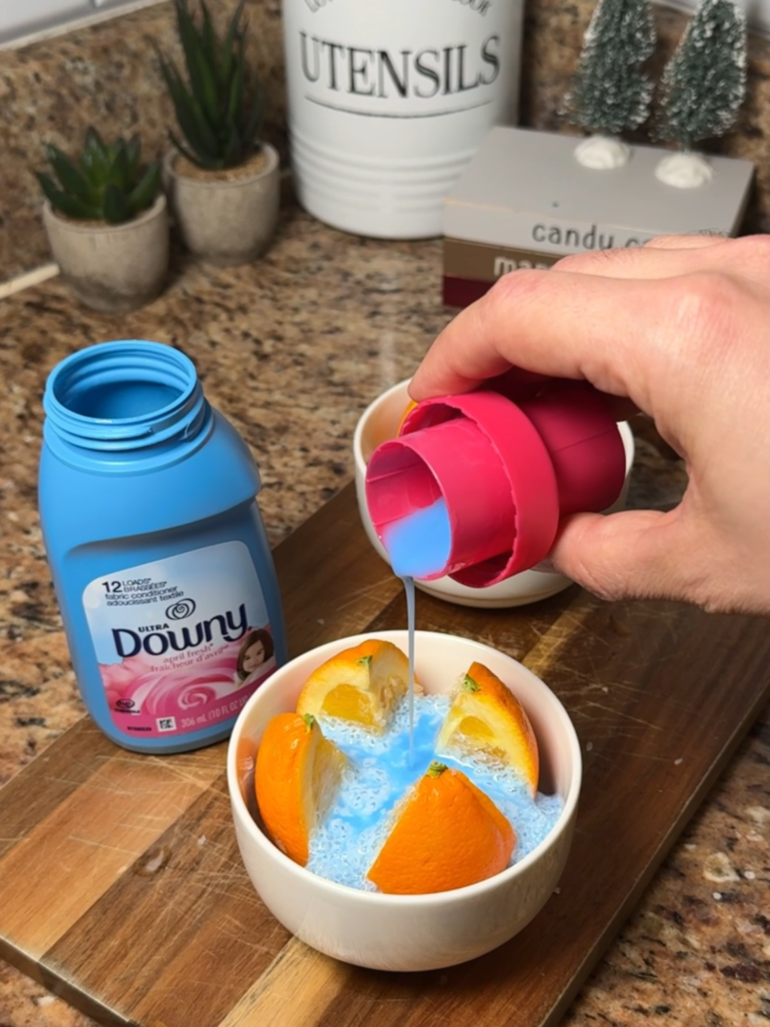 Just put fabric softener to orange, and you'll transform your home.🏠🍊#lifehacks #homehacks #airfreshener