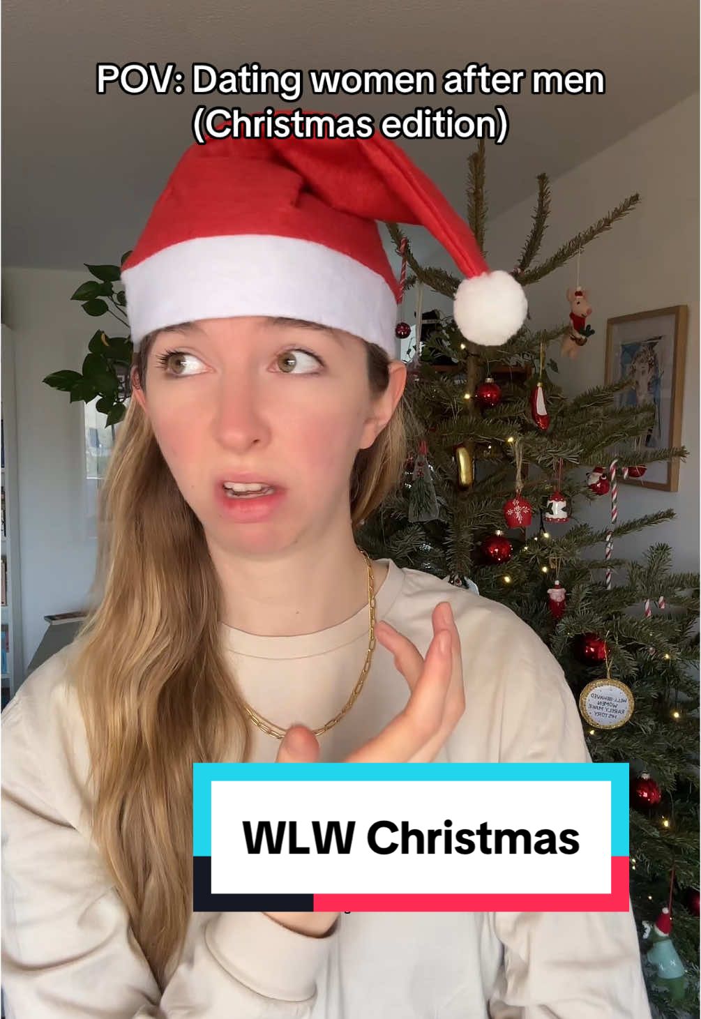 Equal labour at Christmas.. what a treat!!! #wlwtiktok #lesbiansoftiktok #christmas #lgbt #queertiktok #feminismo 