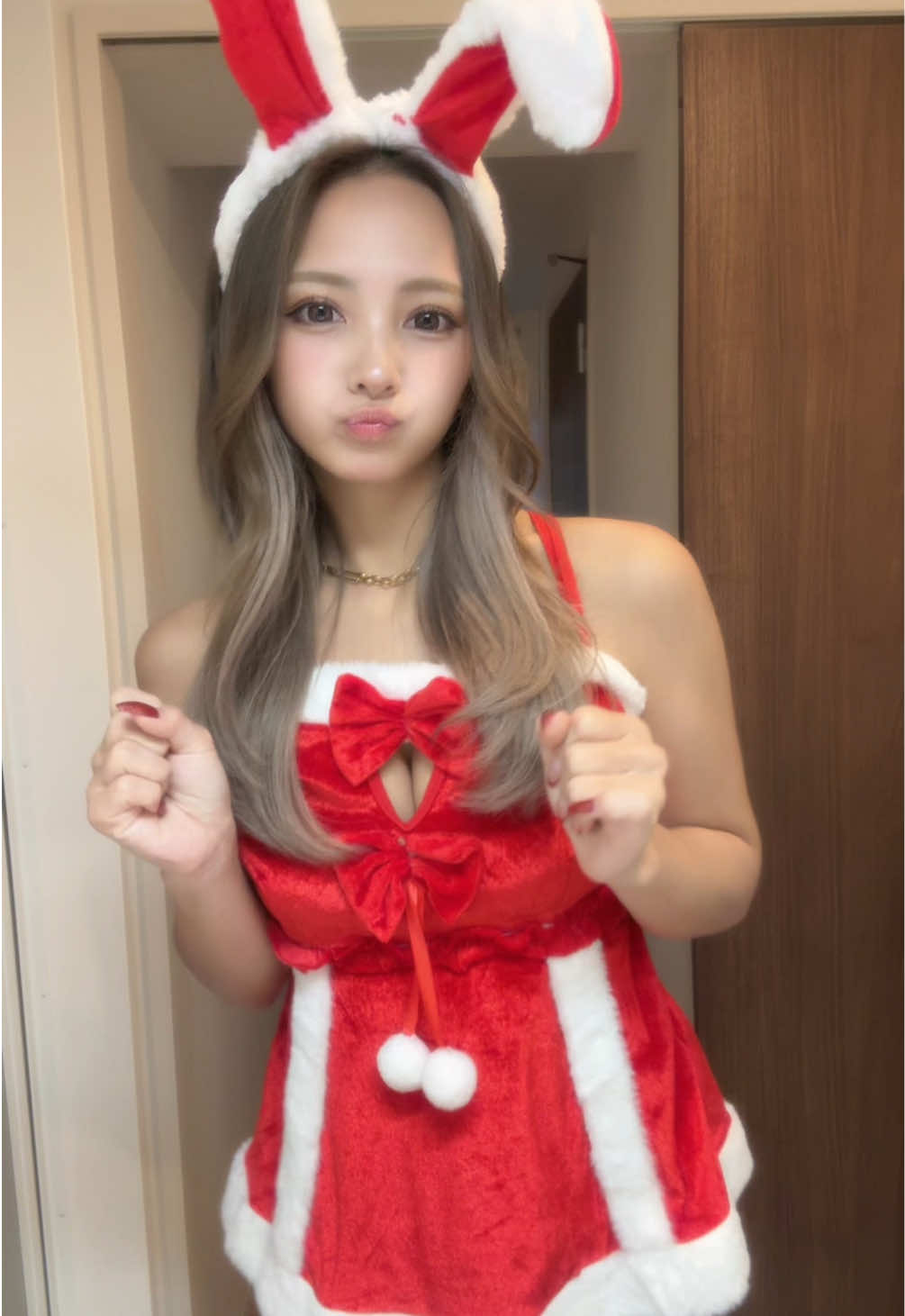 Merry Christmas❤️💚 さすがに真冬にこの格好は寒すぎん？