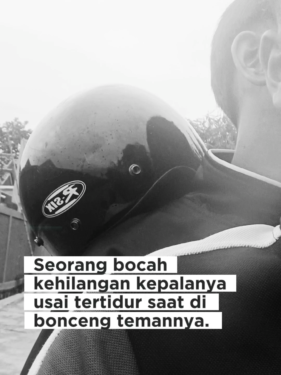 tak terduga seseorang pengabdian pondok pesantren kehilangan kesadaran nya usai keluar pondok nya tanpa izin. kejadian ini terjadi di tambun selatan pada Selasa ,24 Desember 2024 semoga menjadi pelajaran bagi kita semua untuk selalu berhati-hati dalam menaiki kendaraan dan selalu mengenakan helm saat berkendara. @fajar.suryana67  #breakingnews #remajaviral #lebihhatihatisaatberkendara #akhirtahun2024 #santriwan #santripondok #santrigalau 