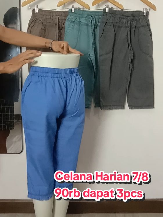 Cocok banget buat harian dirumah, celana jeans 7/8 murah 90rb dapat 3pcs #celana7per8 #celanapendekwanita #celanawanitamurah #jeans #wibgajian 